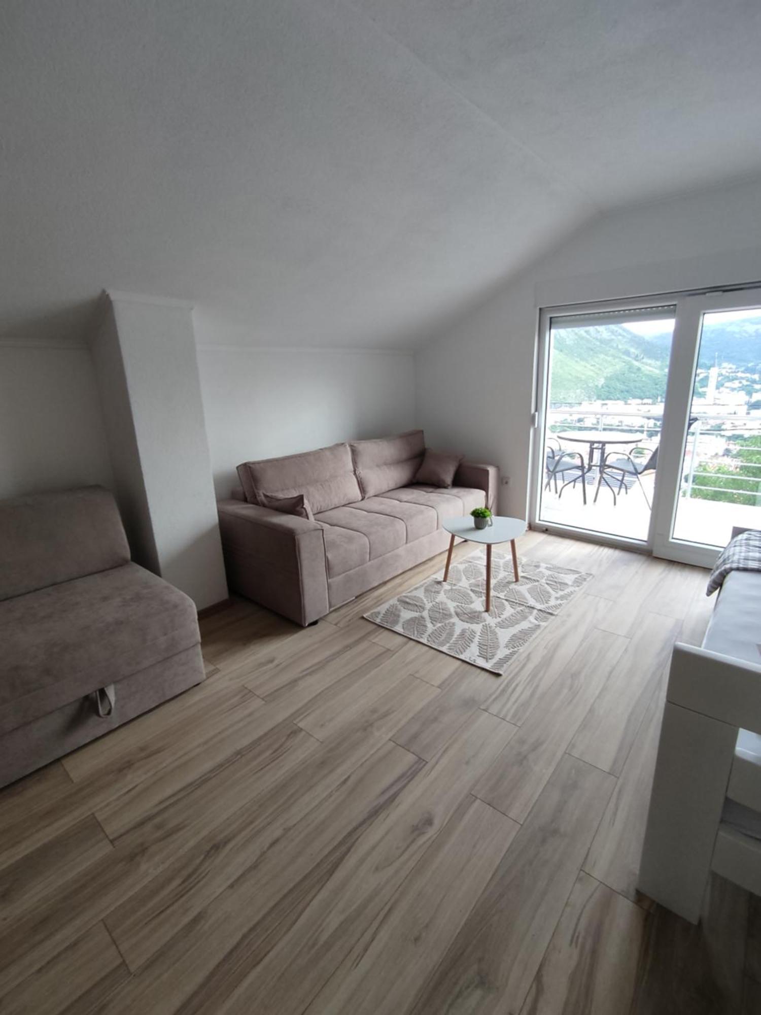 View Of The City - Studio Apartment Mostar Esterno foto