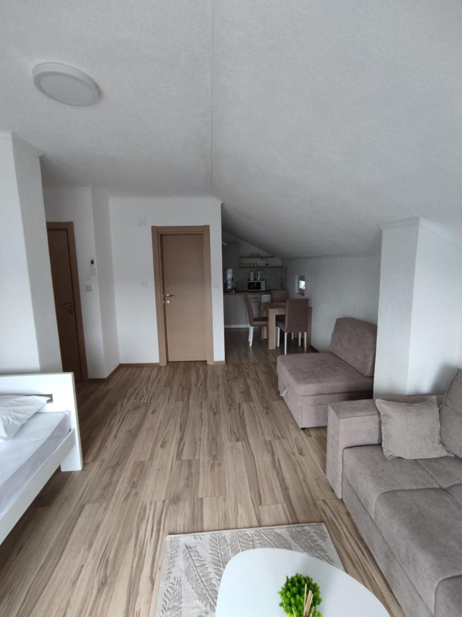 View Of The City - Studio Apartment Mostar Esterno foto